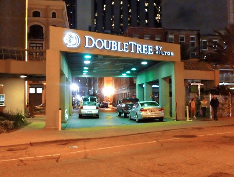 Doubletree By Hilton New Orleans Hotel Bagian luar foto